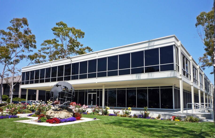 130 Robin Hill Rd, Goleta, CA à louer - Autre – Image 3 sur 53