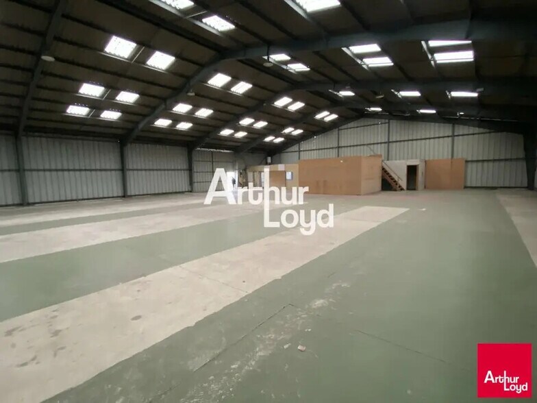 Local d’activités dans Rennes à louer - Photo intérieure – Image 3 sur 3