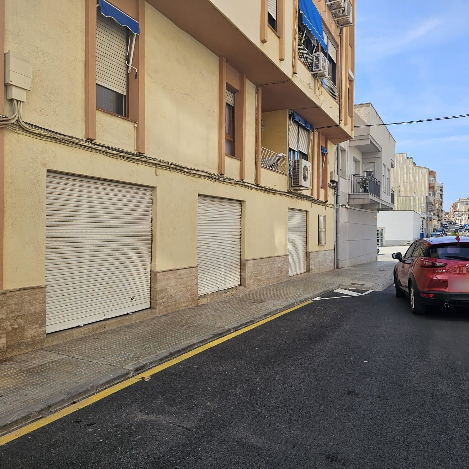 Local commercial dans Sant Carles de la Ràpita, Tarragona à louer Photo de la construction– Image 1 sur 3