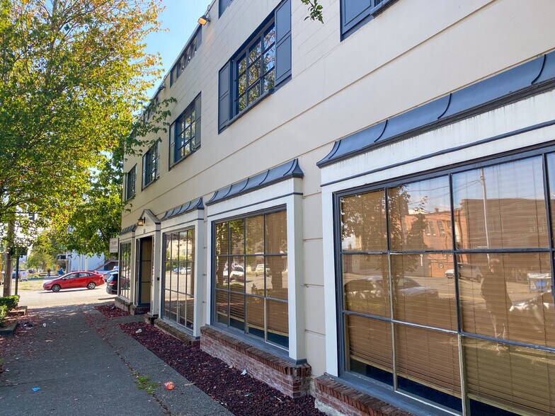 524 Tacoma Ave S, Tacoma, WA à louer - Photo de l’immeuble – Image 2 sur 6