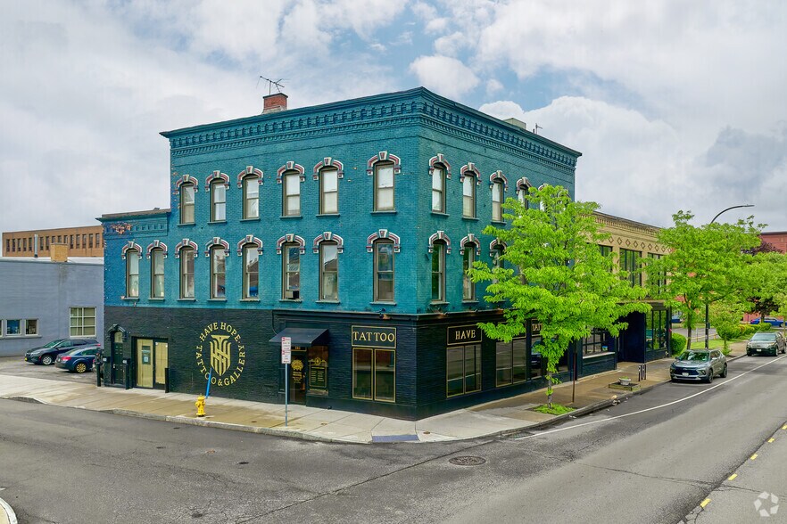 190-194 Monroe Ave, Rochester, NY à vendre - Photo de l’immeuble – Image 3 sur 10