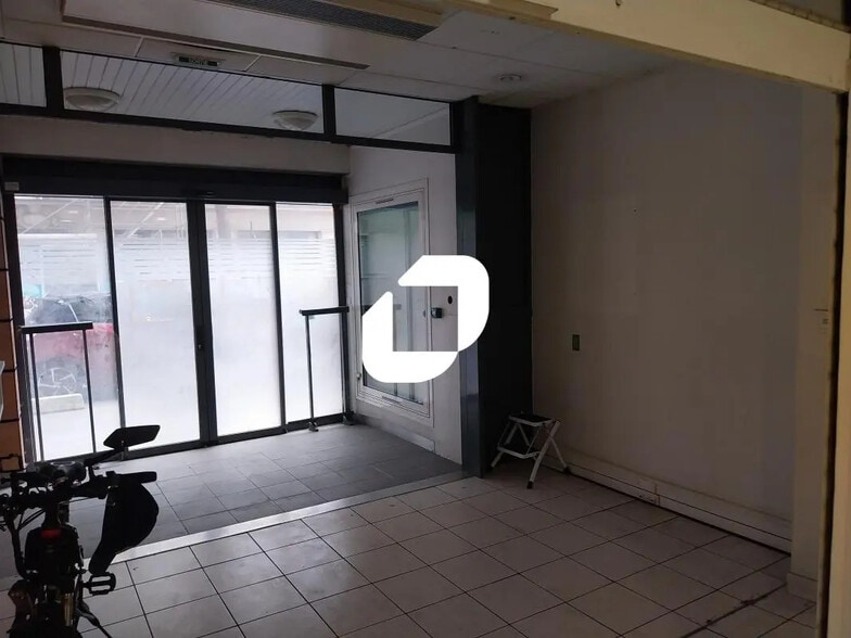 Local commercial dans Nantes à louer - Photo de l’immeuble – Image 3 sur 15