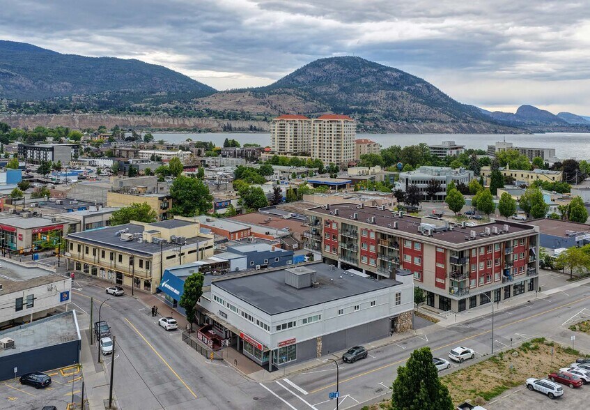 65-85 E Nanaimo Av E, Penticton, BC à vendre - Photo de l’immeuble – Image 3 sur 9