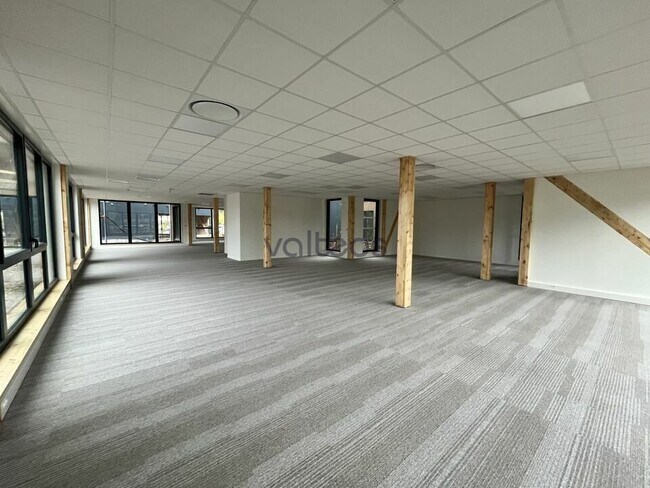 Plus de détails pour Bureau à vendre