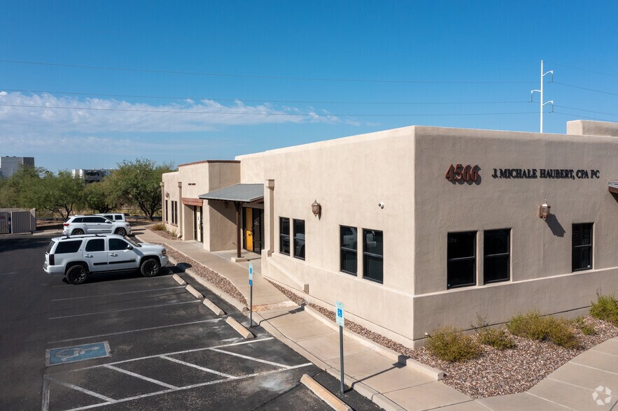 4566 N 1st Ave, Tucson, AZ à vendre - Photo de l’immeuble – Image 2 sur 5