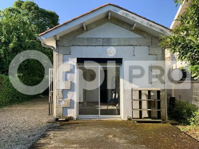Bureau dans Pessac à louer - Photo de l’immeuble – Image 1 sur 10