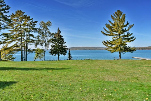 933 Nebraska row, La Pointe, WI à vendre - Photo de l’immeuble – Image 2 sur 18