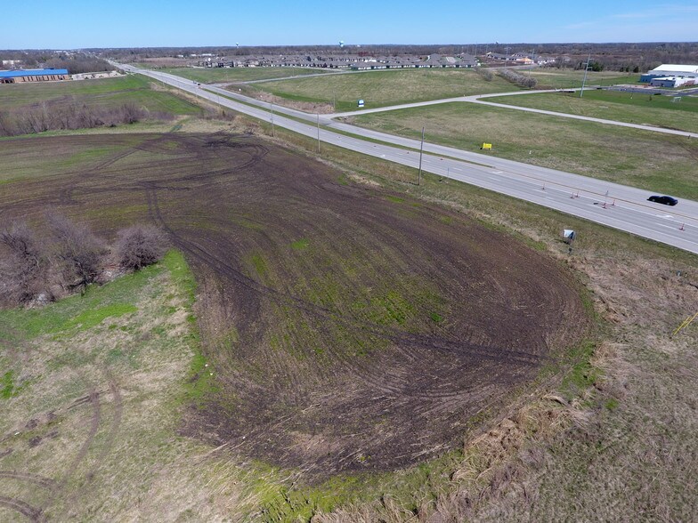 26310 SW Wyatt Rd, Blue Springs, MO à vendre - Aérien – Image 2 sur 4