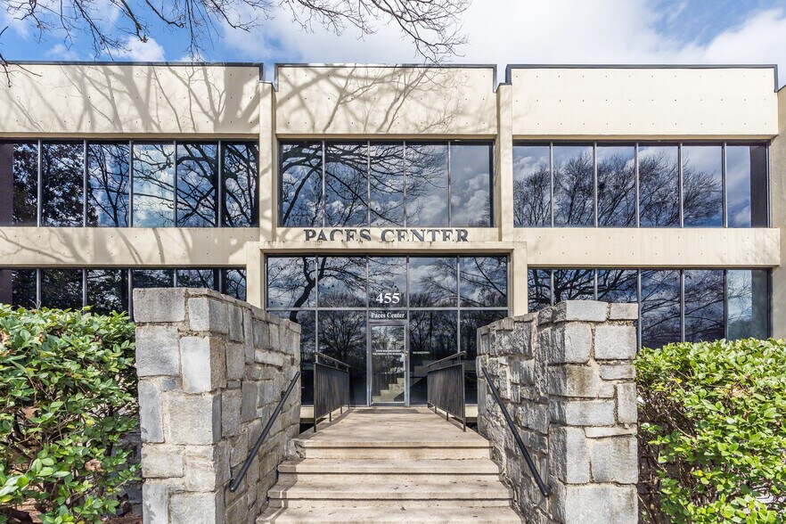 455 E Paces Ferry Rd NE, Atlanta, GA à louer - Photo de l’immeuble – Image 1 sur 10