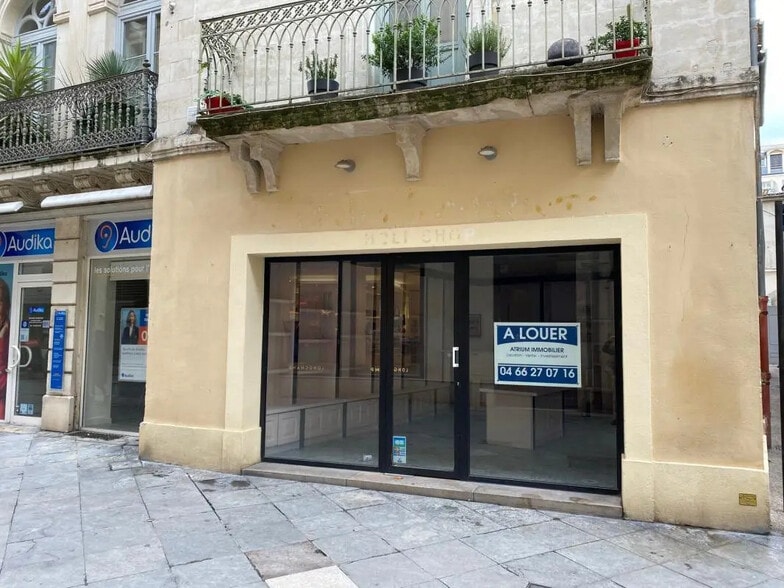 13 Rue Régale, Nîmes à louer - Photo de l’immeuble – Image 1 sur 5