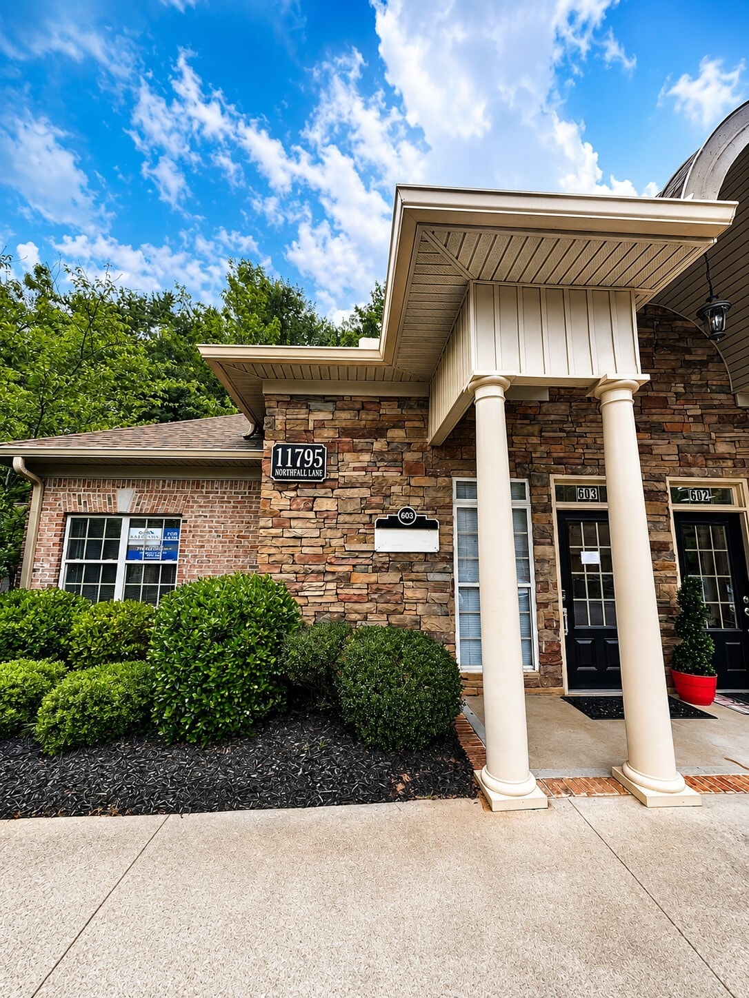 11795 Northfall Ln, Alpharetta, GA à vendre Photo de l’immeuble– Image 1 sur 23