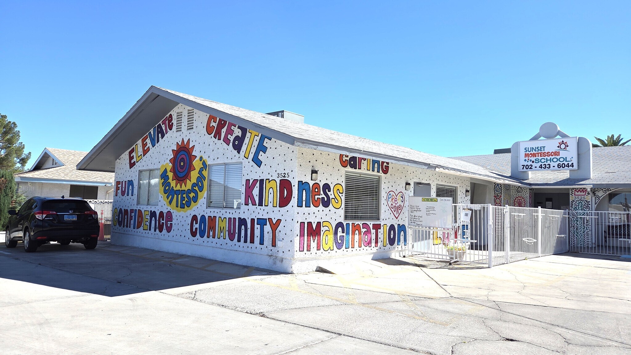 3525 E Sunset Rd, Las Vegas, NV à louer Photo principale– Image 1 sur 21