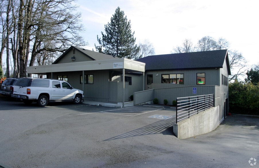 11705 SW 68th Ave, Portland, OR à vendre - Photo de l’immeuble – Image 2 sur 11