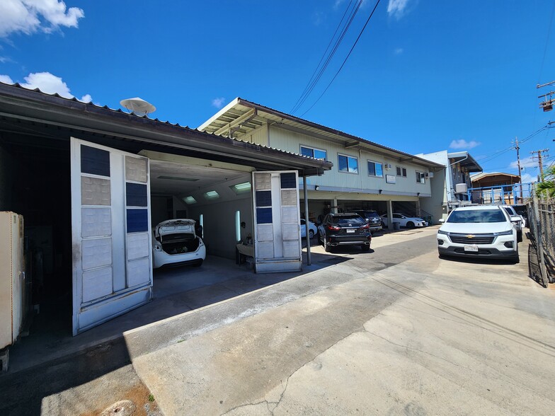 2015 Kalani St, Honolulu, HI à vendre - Photo de l’immeuble – Image 2 sur 14