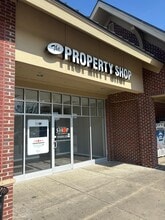 6121 Rock Quarry Rd, Raleigh, NC à louer Photo intérieure– Image 2 sur 15