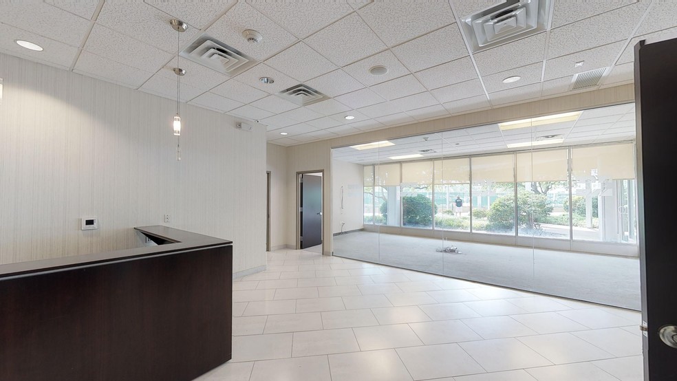 1325 Franklin Ave, Garden City, NY à louer - Numérisation 3D Matterport – Image 2 sur 6