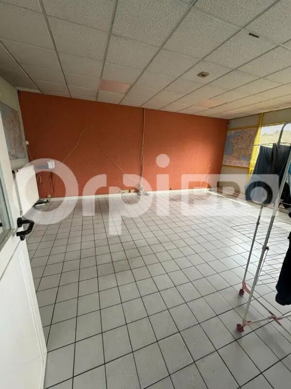 Bureau dans Vendin Le Veil à louer Photo intérieure– Image 1 sur 14