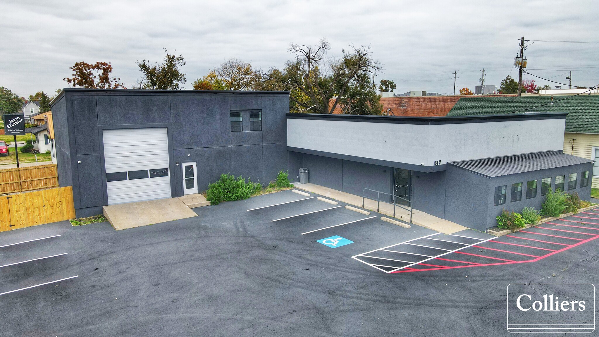 817 W Walnut St, Rogers, AR à louer Photo intérieure– Image 1 sur 11