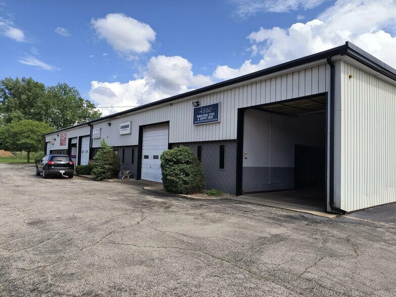 645 65th Ave, Schererville, IN à louer - Photo de l’immeuble – Image 1 sur 5