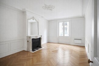 Plus de détails pour 22 Rue De Tocqueville, Paris - Bureau à louer