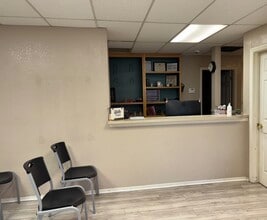 23470 Olive Wood Plaza Dr, Moreno Valley, CA à louer Photo intérieure– Image 2 sur 16