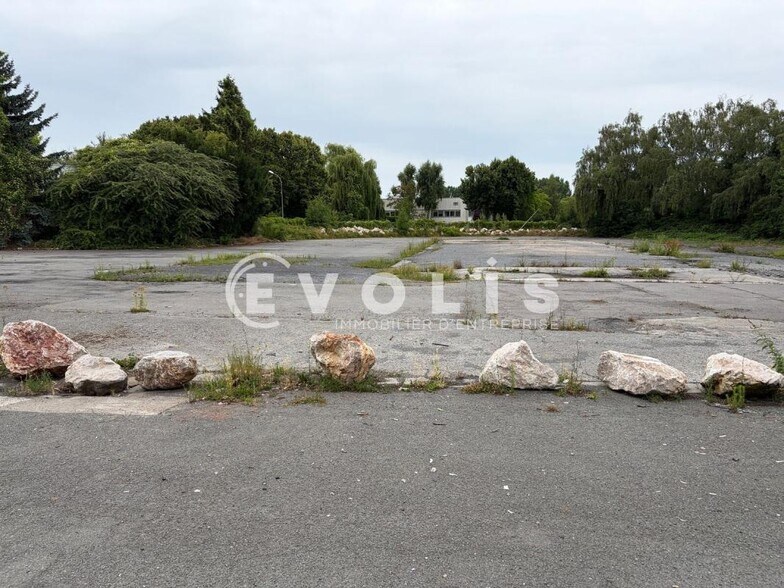 Industriel/Logistique dans Lezennes à vendre - Photo de l’immeuble – Image 3 sur 9