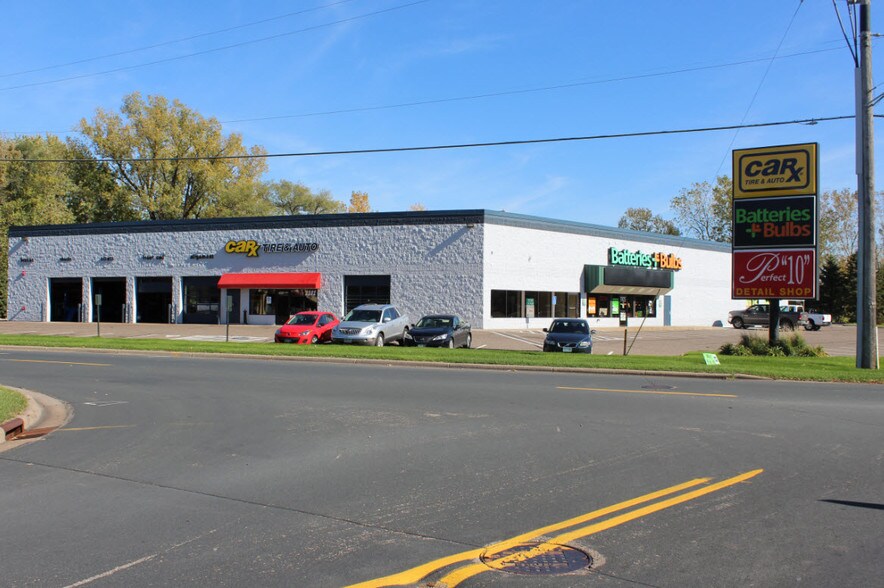 1101-1109 NE County Highway 10, Spring Lake Park, MN à louer - Photo de l’immeuble – Image 2 sur 2