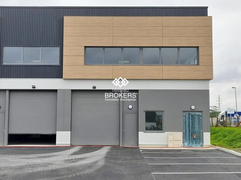 5 Rue Des Frères Lumière, Gellainville à louer - Photo de l’immeuble – Image 2 sur 12