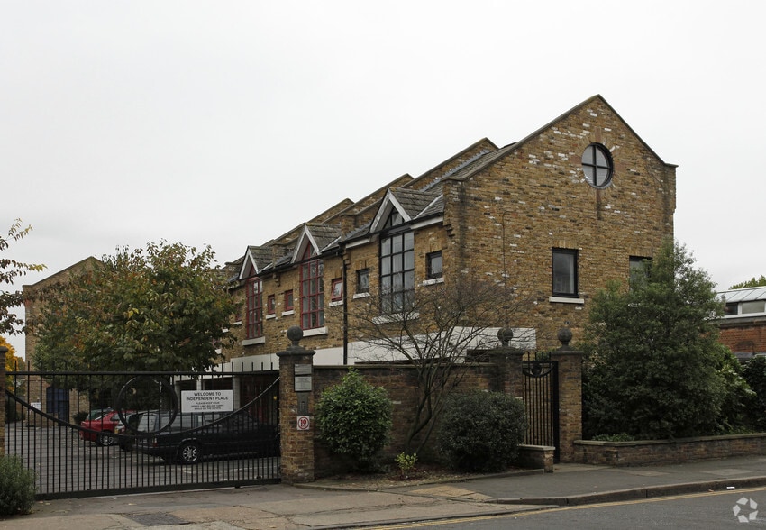 Shacklewell Ln, Londres à louer - Photo principale – Image 1 sur 8