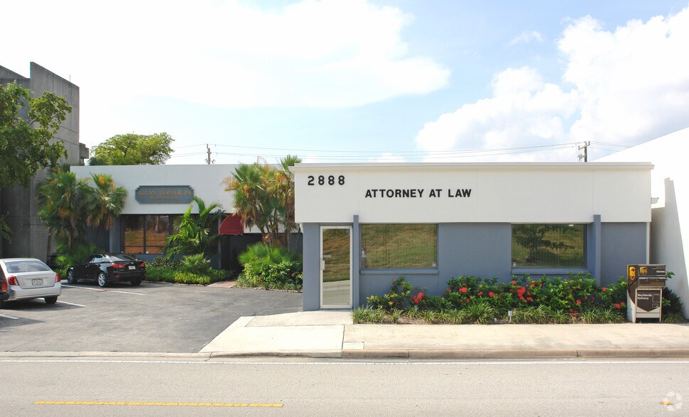 2888 E Oakland Park Blvd, Fort Lauderdale, FL à louer - Photo de l’immeuble – Image 3 sur 3