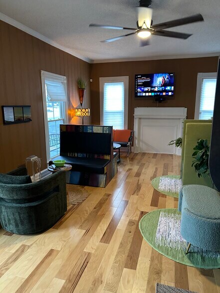 306 N Main St, Clover, SC à vendre - Photo intérieure – Image 2 sur 6