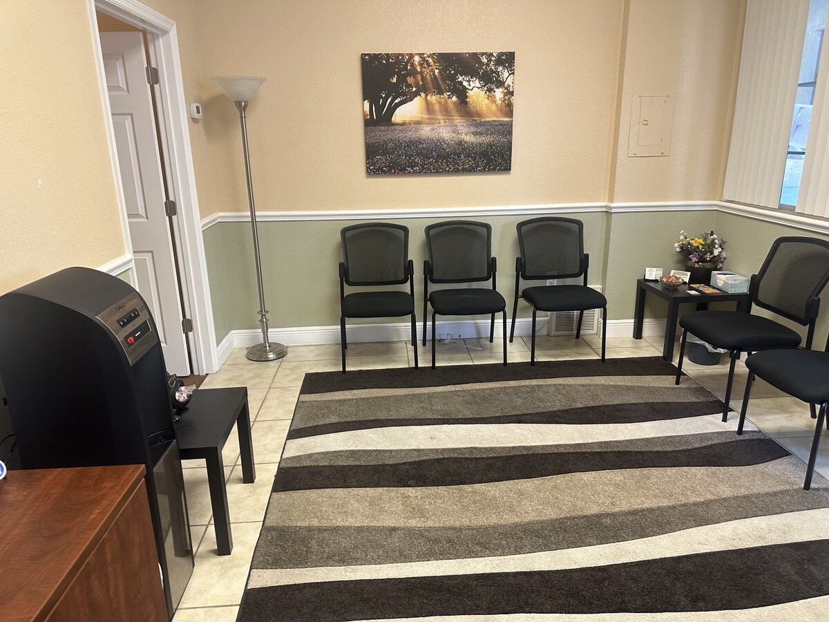 5105-5239 Manatee Ave, Bradenton, FL 34209 - Lot 5131-5133 - - Photo intérieure - Image 1 of 10