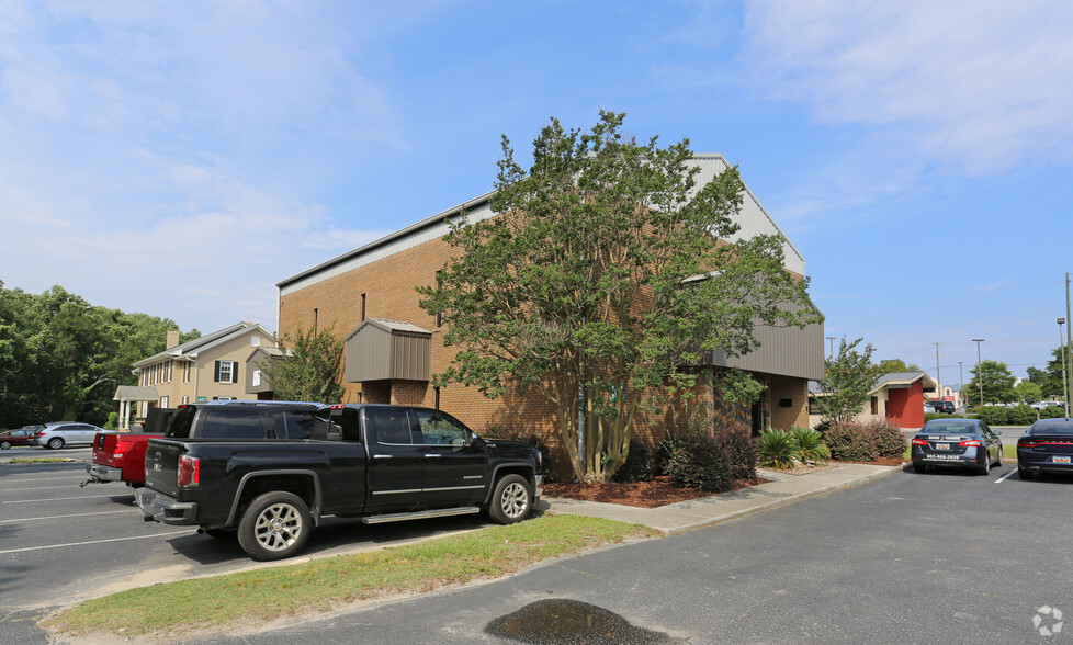 403 W Main St, Lexington, SC à louer - Photo de l’immeuble – Image 1 sur 4