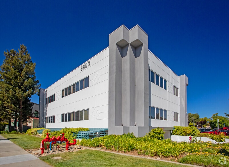 3803 S Bascom Ave, Campbell, CA à louer - Photo principale – Image 1 sur 9