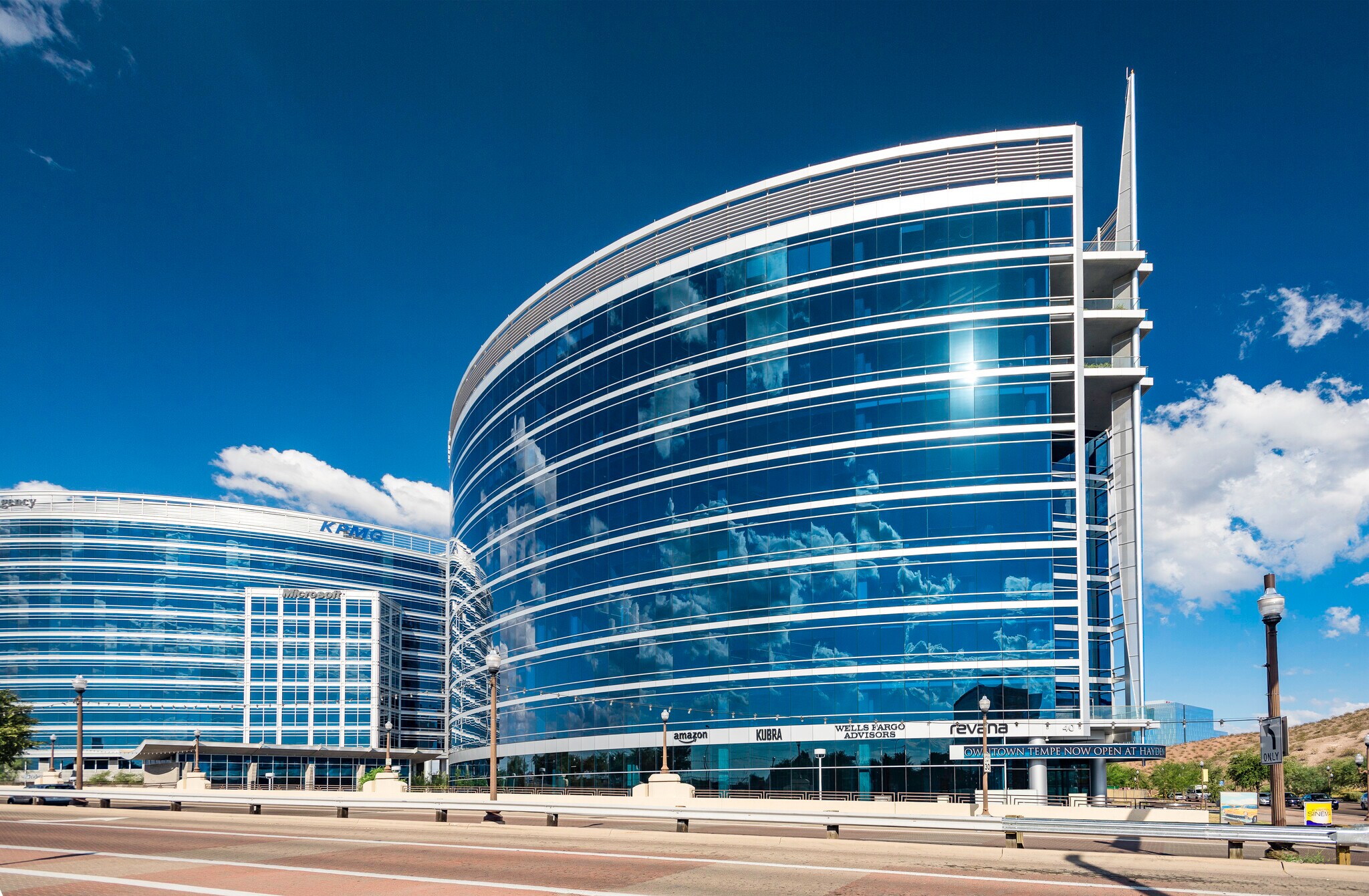 40 E Rio Salado Pky, Tempe, AZ à louer Photo principale– Image 1 sur 7