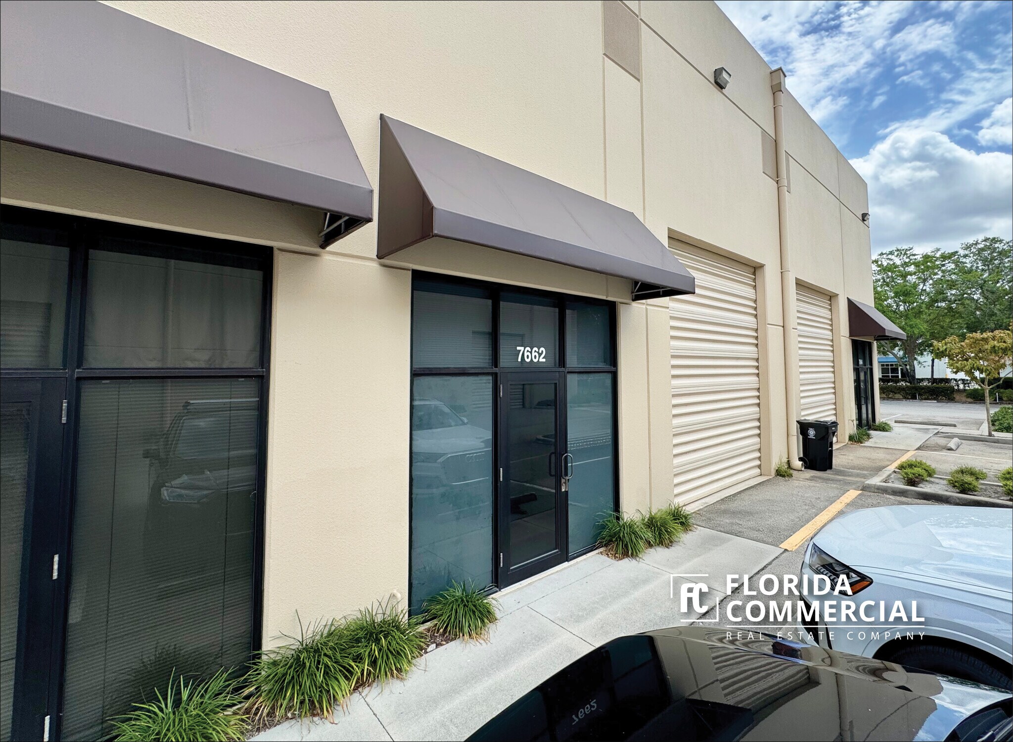 7602-7664 SW Jack James Dr, Stuart, FL à louer Photo de l’immeuble– Image 1 sur 13