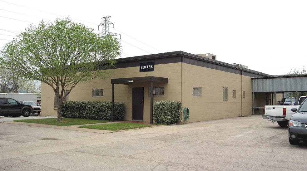 3605 Raider Dr, Hurst, TX à vendre - Photo principale – Image 1 sur 1