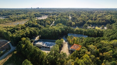 2420 Kiss Dr, Durham, NC - VUE AÉRIENNE vue de carte - Image1