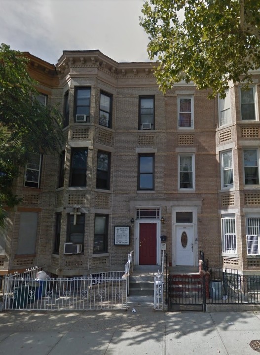 1553 Eastern Pkwy, Brooklyn, NY à louer Photo principale– Image 1 sur 14