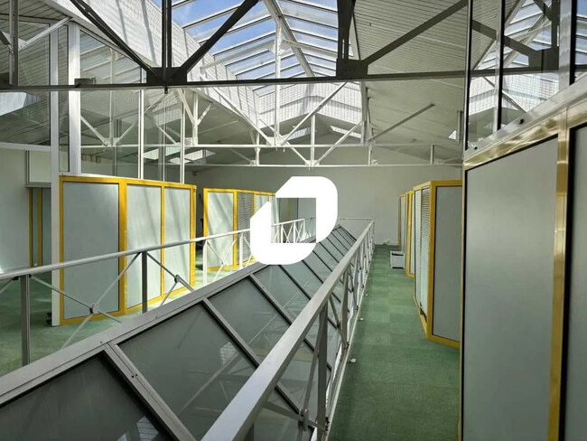 Plus de détails pour Bureau à louer