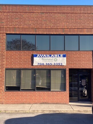 Plus de détails pour 378 Crompton St, Charlotte, NC - Local d'activités à louer