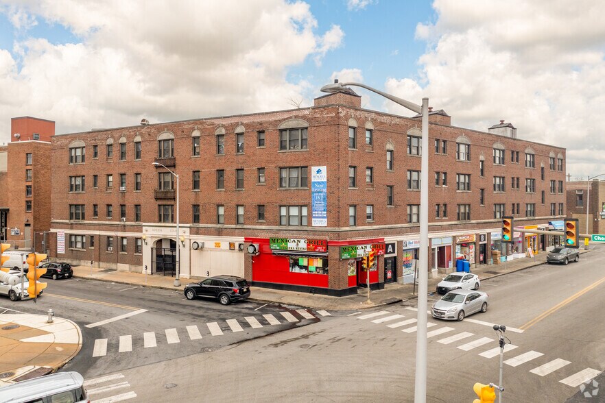 130-146 Garrett Rd, Upper Darby, PA à vendre - Photo principale – Image 1 sur 66