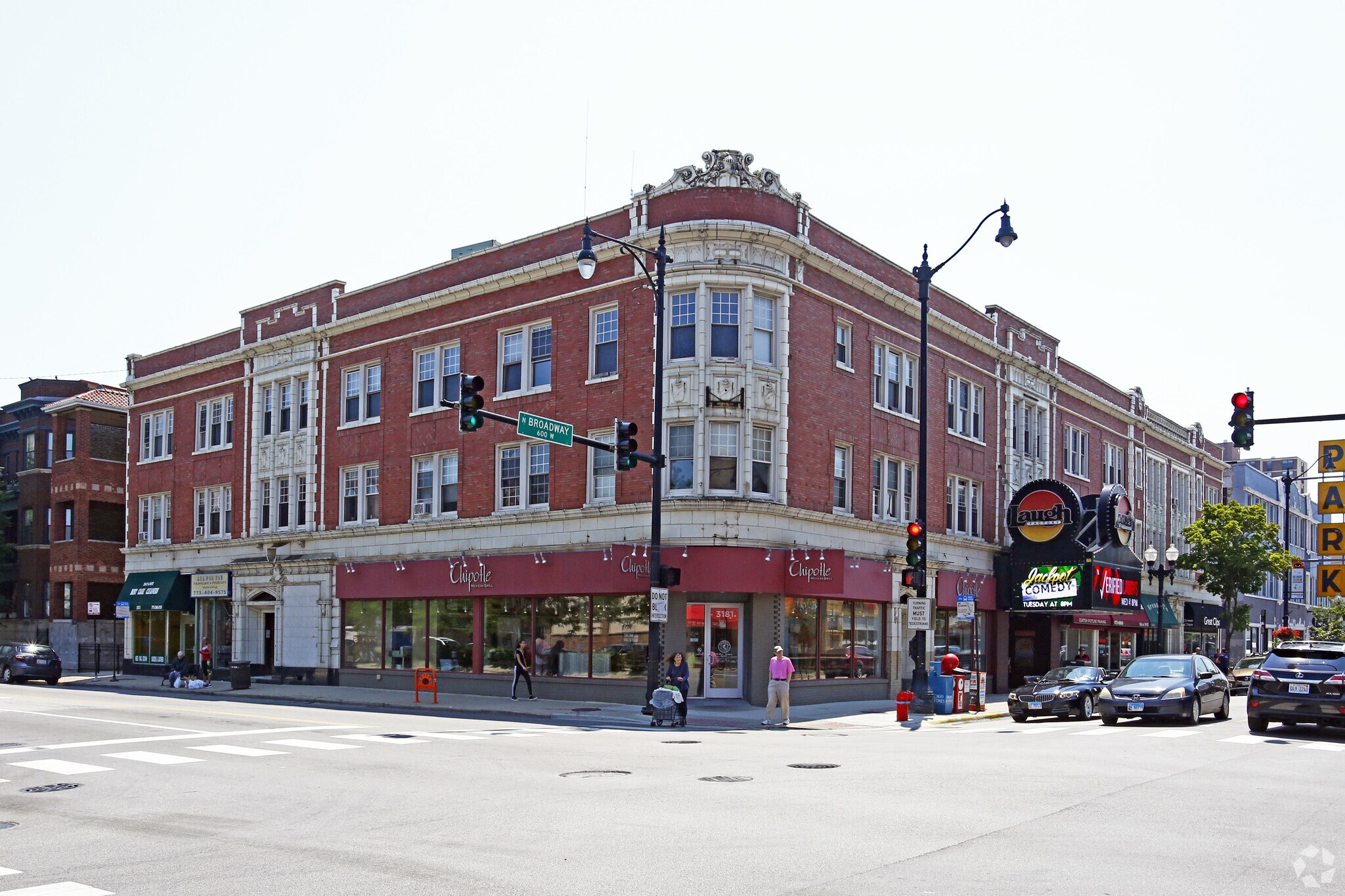 3165-3181 N Broadway St, Chicago, IL à louer Photo principale– Image 1 sur 5