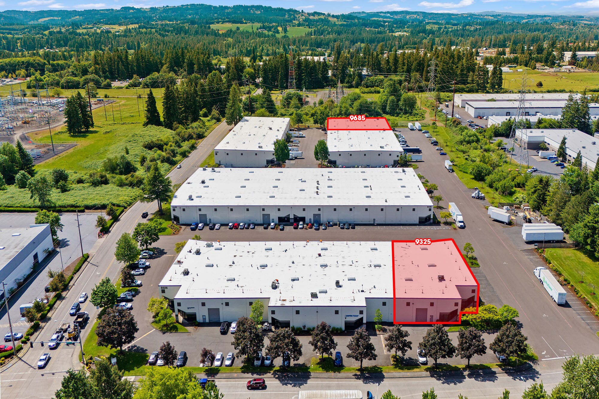 9565 SW Ridder Rd, Wilsonville, OR à louer Aérien– Image 1 sur 4