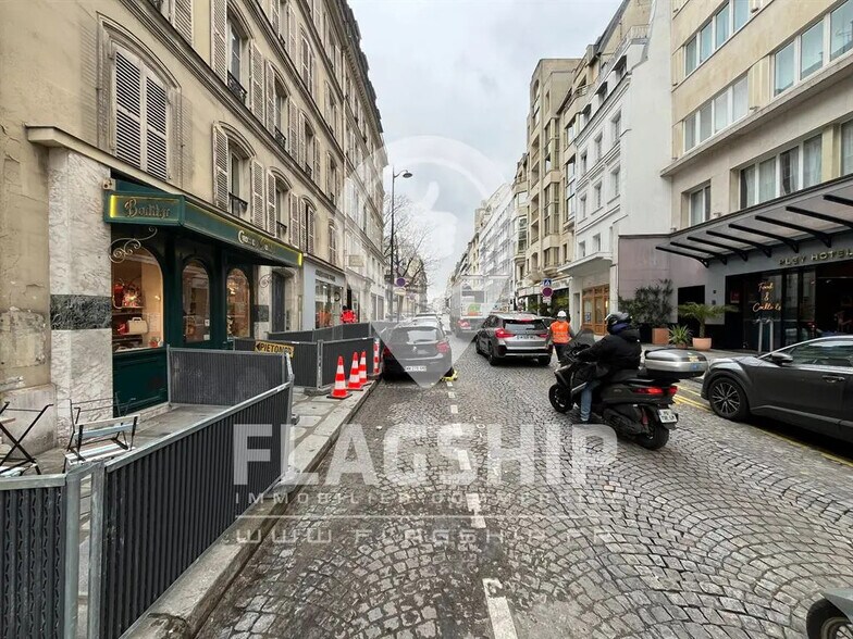 Local commercial dans Paris à louer - Photo de l’immeuble – Image 1 sur 6