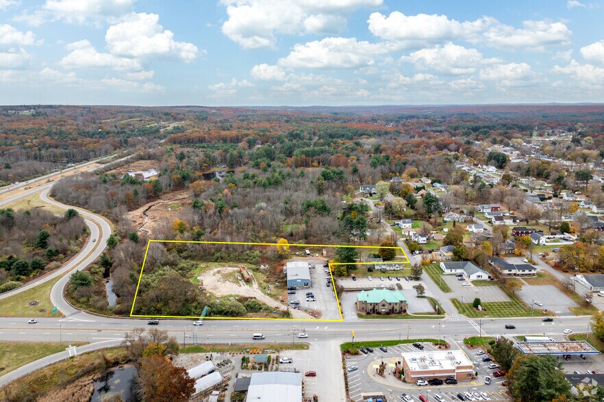 33-35 Sutton Ave, Oxford, MA à vendre - Photo de l’immeuble – Image 2 sur 16