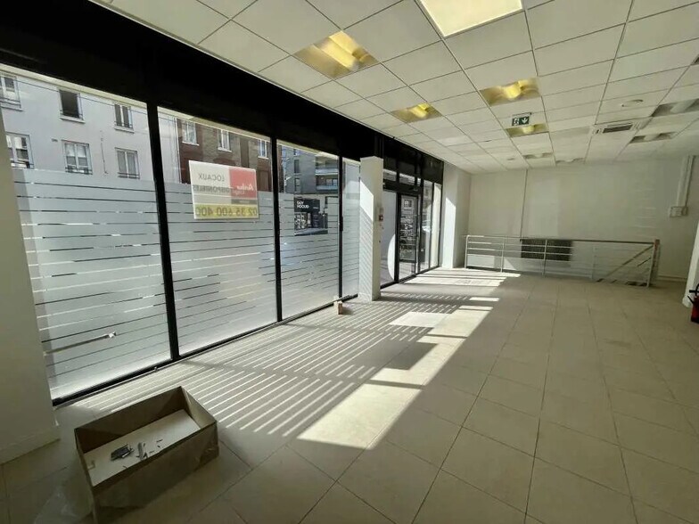 Local commercial dans Rouen à louer - Photo de l’immeuble – Image 2 sur 10