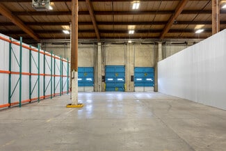 Plus de détails pour 2455 NW Nicolai St, Portland, OR - Industriel/Logistique à louer
