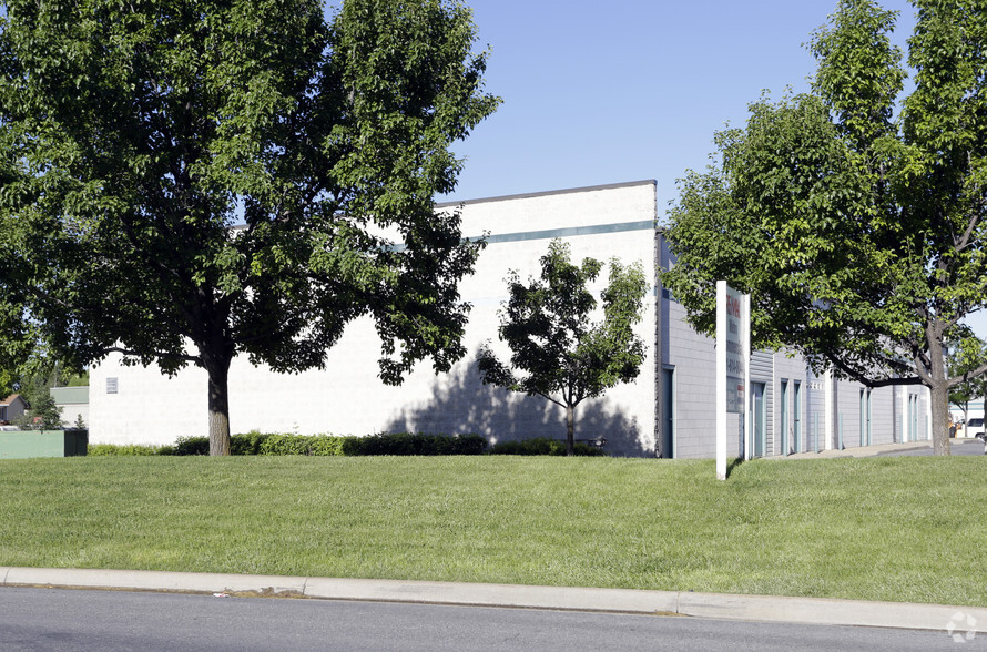 1252-1264 W 50 S, Centerville, UT à louer - Photo de l’immeuble – Image 3 sur 3