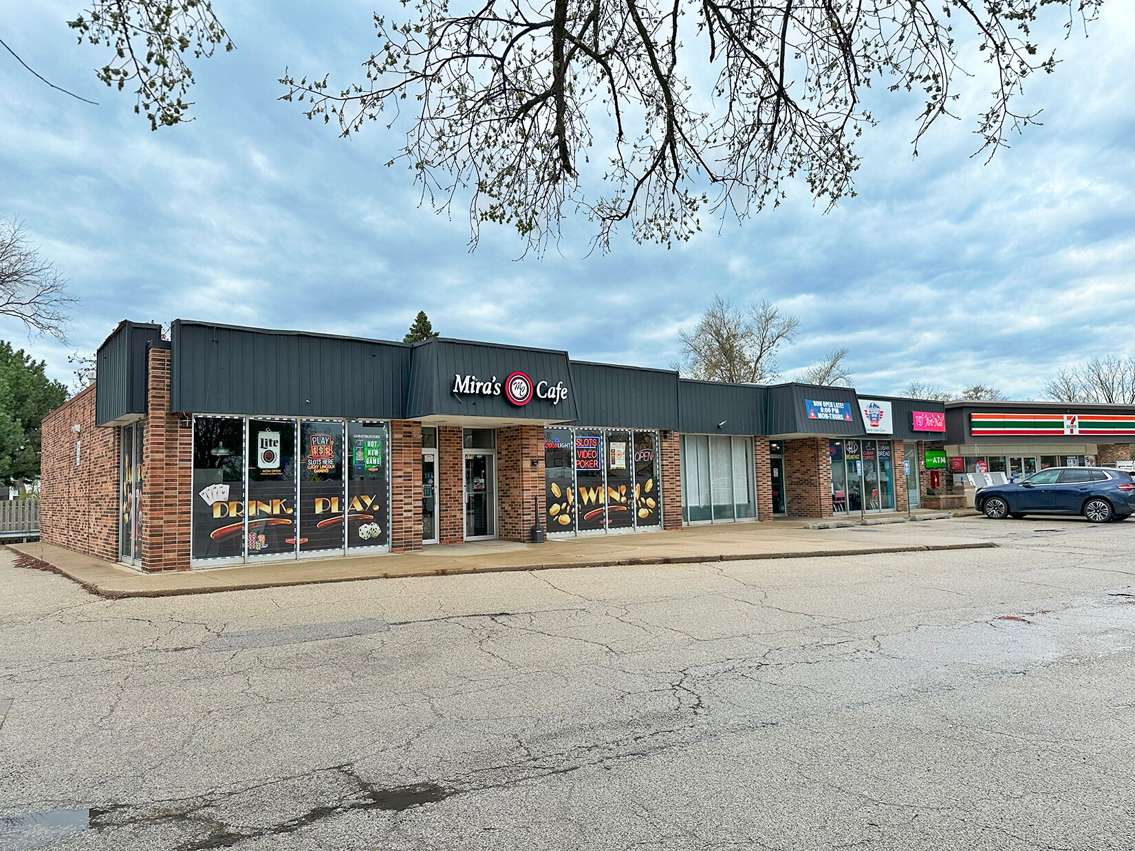 567-577 Landmeier Rd, Elk Grove Village, IL à louer Photo principale– Image 1 sur 5